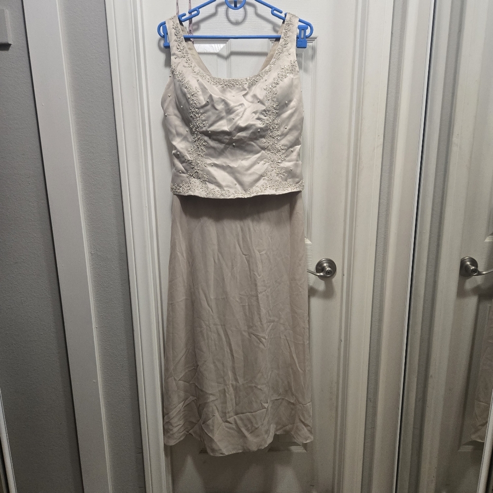 Aspeed Elegant Cream Sleeveless Dress Size XL